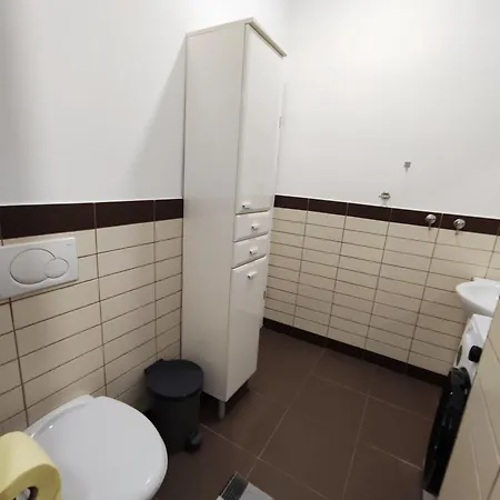 Sisters 3-4 Apartment *