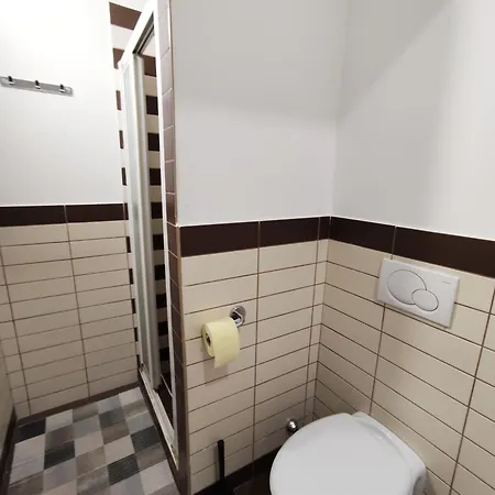 Sisters 3-4 Apartment *