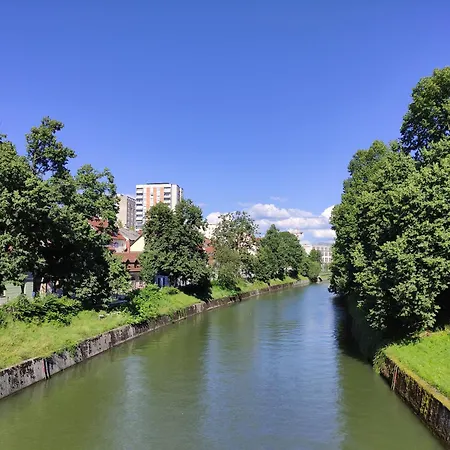 Sisters 3-4 Apartment *