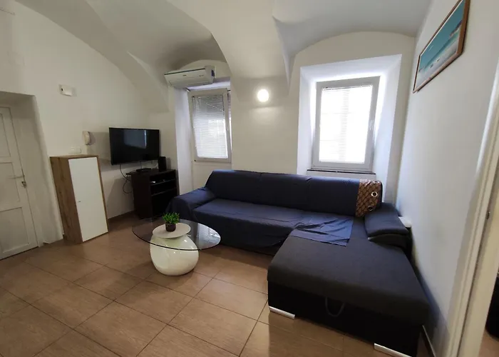 Sisters 3-4 Apartman *